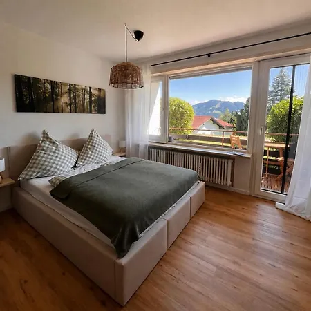 شقة Renoviertes Mit Hallenbad & Bergblick