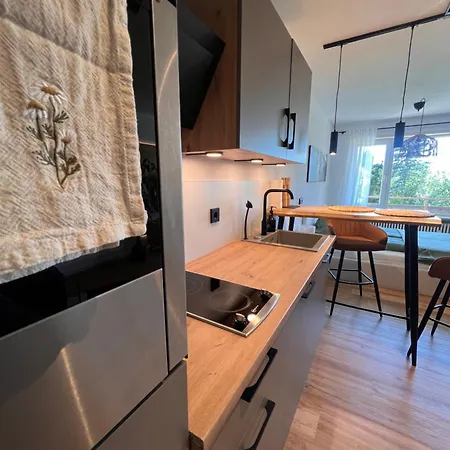 Apartment Renoviertes Mit Hallenbad & Bergblick Im Allgaeu Oy-Mittelberg